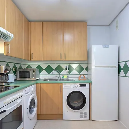 Chill & Terrace By Rent Me Lägenhet *