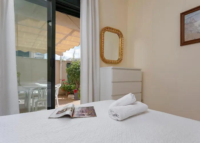 Chill & Terrace By Rent Me Apartment